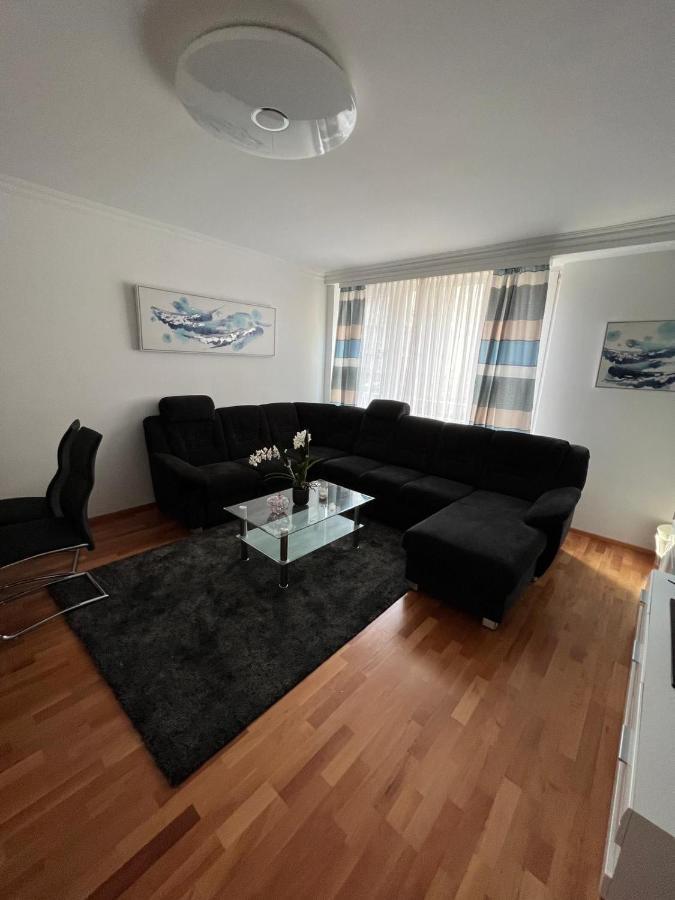 Monterey Apartment Wenen Buitenkant foto